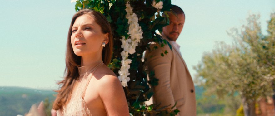 Артқы жақтан секс көру